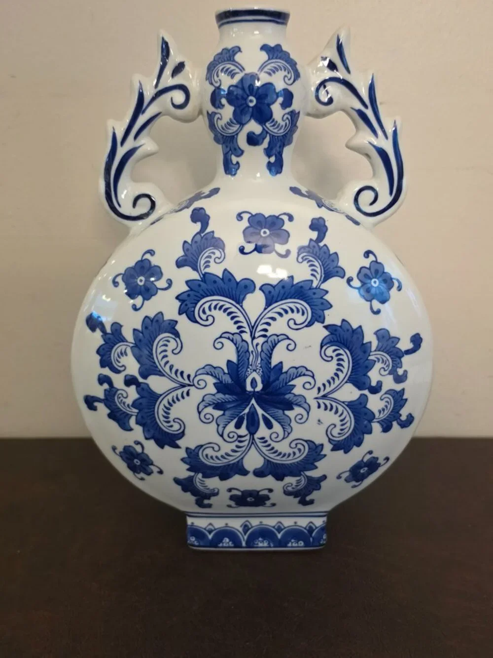 Vintage Blue & White Ornate Porcelain Chinoiserie Peacock Vase